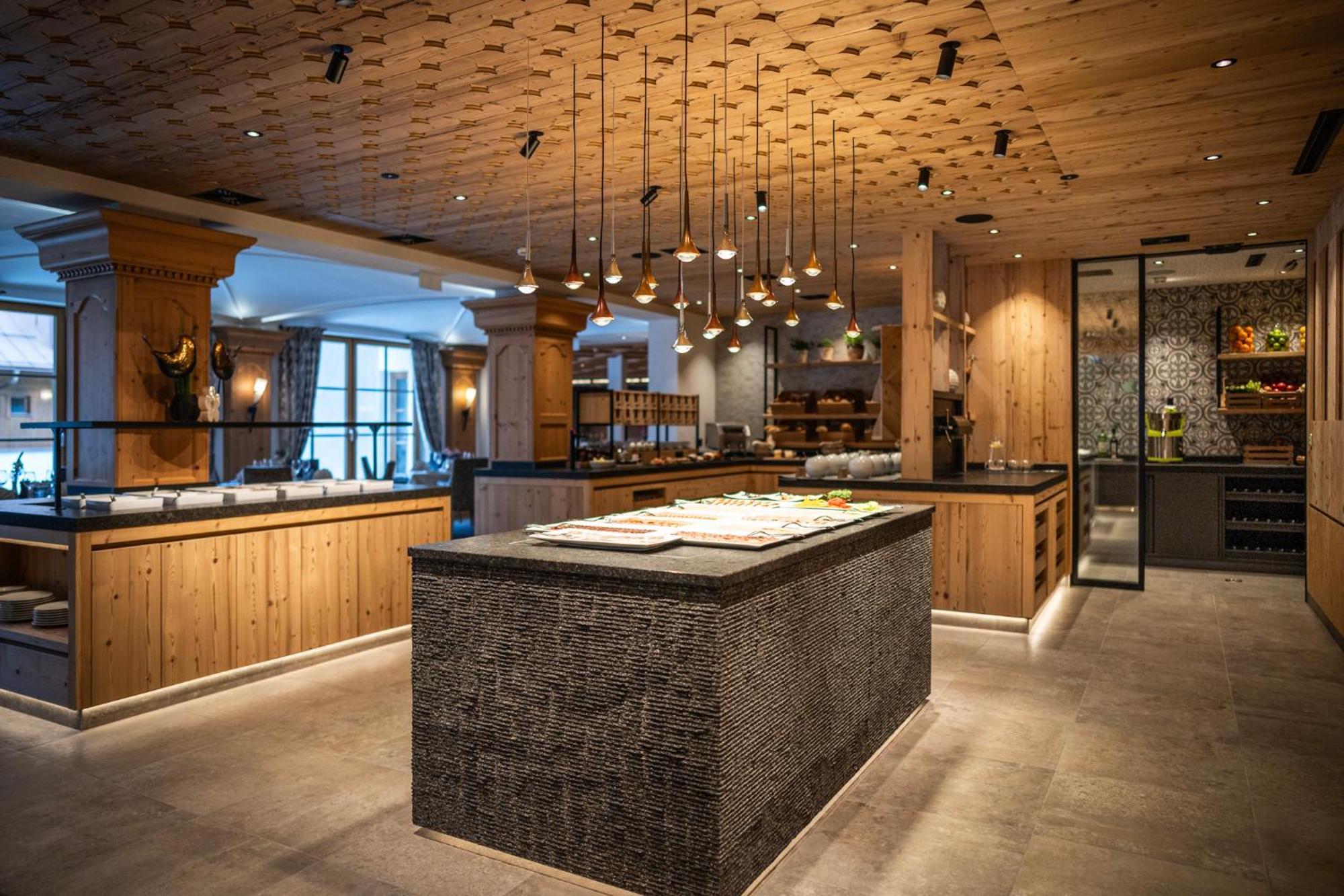 Alpenhotel Ischglerhof Экстерьер фото