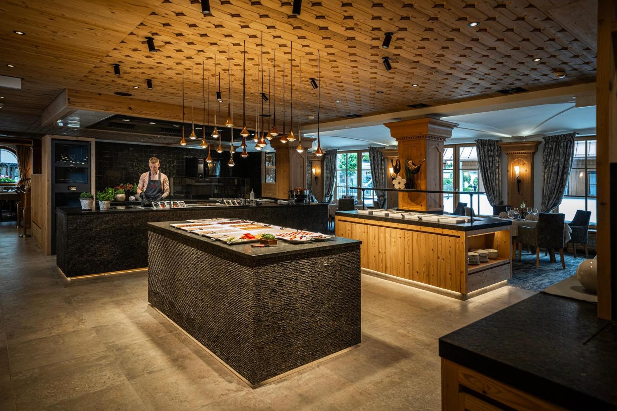 Alpenhotel Ischglerhof Экстерьер фото