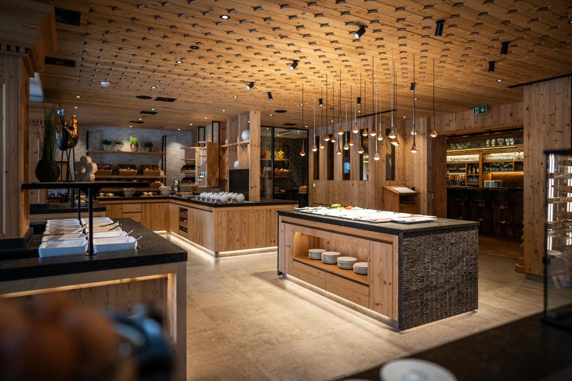 Alpenhotel Ischglerhof Экстерьер фото
